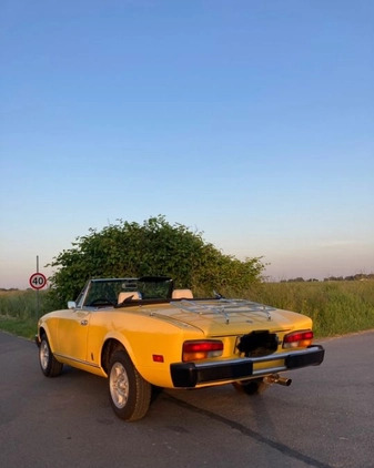 Fiat 124 Spider cena 115000 przebieg: 1, rok produkcji 1979 z Łaziska Górne małe 11